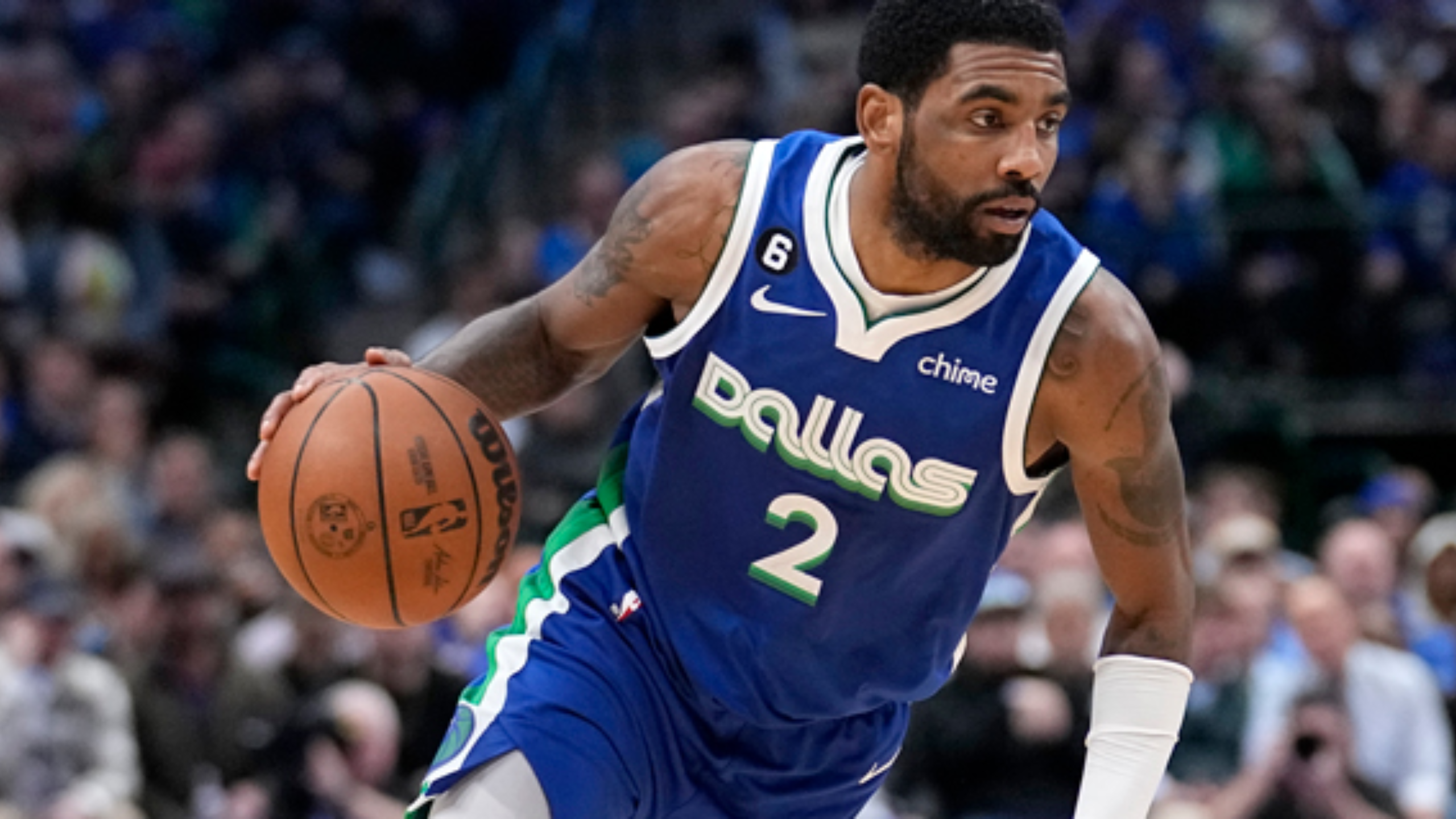 Mavs want to keep Kyrie, trade the No. 10 pick for win-now moves